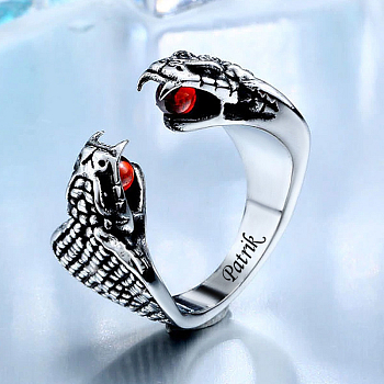 Luxusný oceľový prsteň Snake s červenými kameňmi