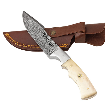 Exkluzívny nôž z damascénskej ocele a fixnou čepeľou rukoväťou z kosti ťavy okrasný pin